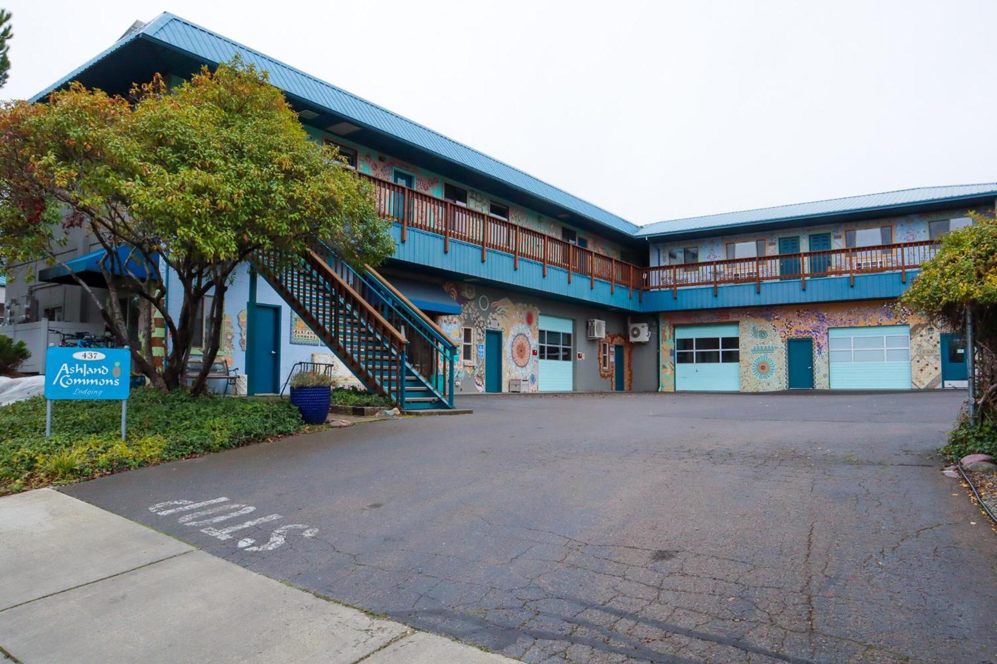 Ashland Commons Hostel Exterior foto